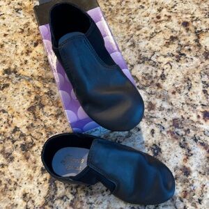 New Dance Class kid’s black jazz boot